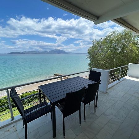 Stunning Beachfront Apartment Stratos Nerándza Kültér fotó
