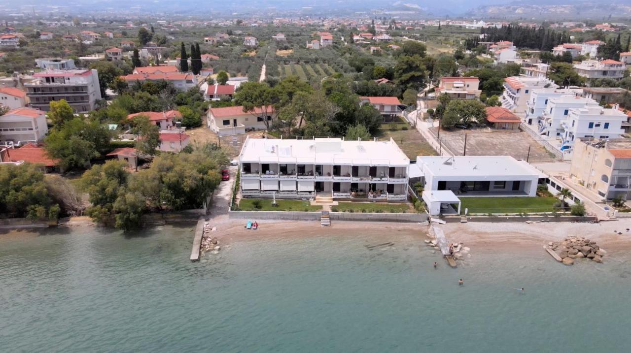 Stunning Beachfront Apartment Stratos Nerándza Kültér fotó