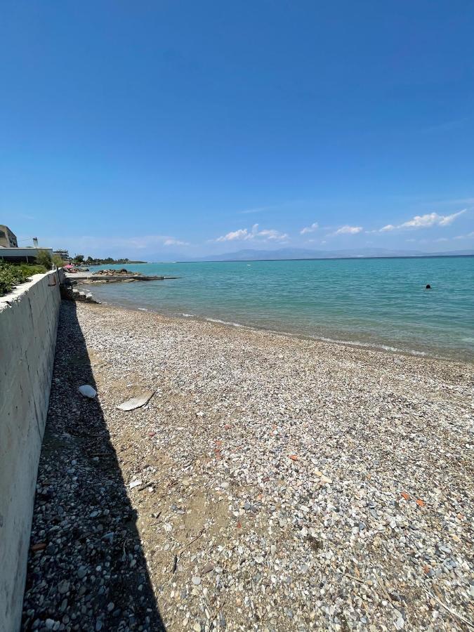 Stunning Beachfront Apartment Stratos Nerándza Kültér fotó